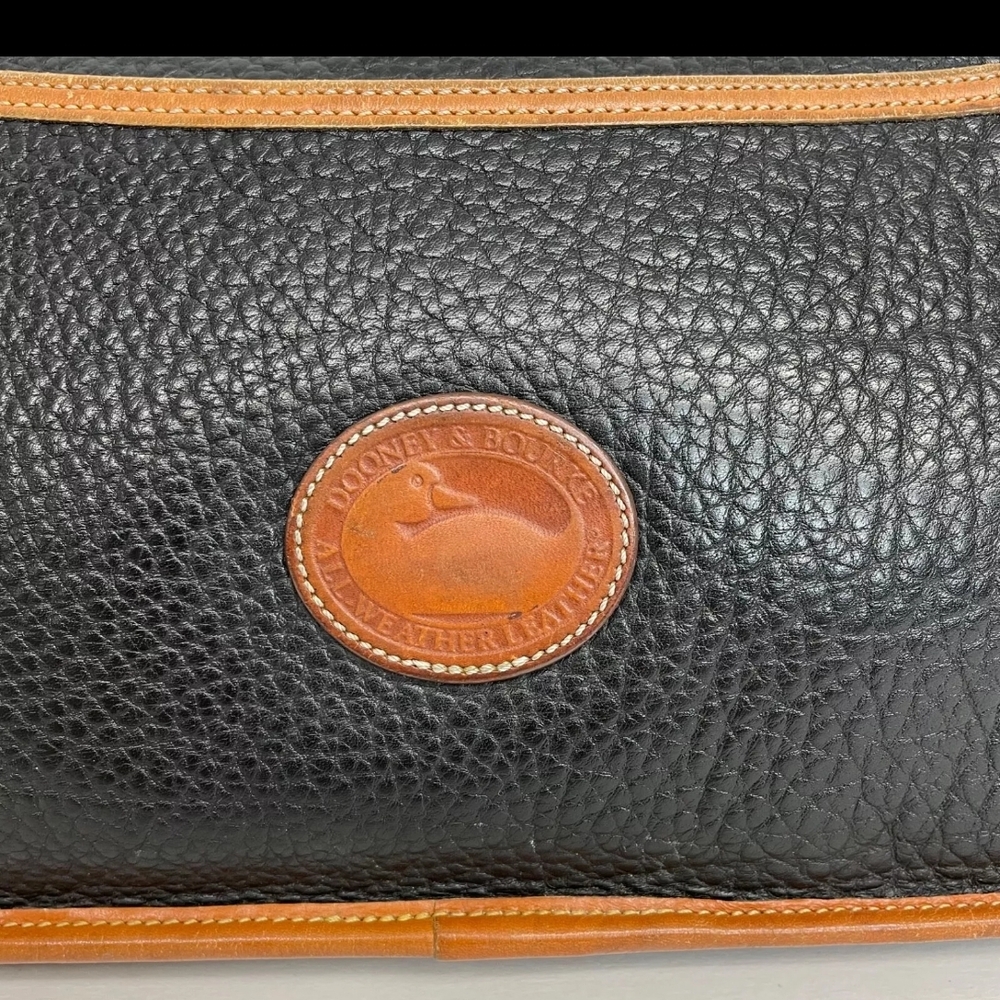 Vintage  Dooney & Burke Shoulder Bag Back & Tan Leather - Picture 2 of 4